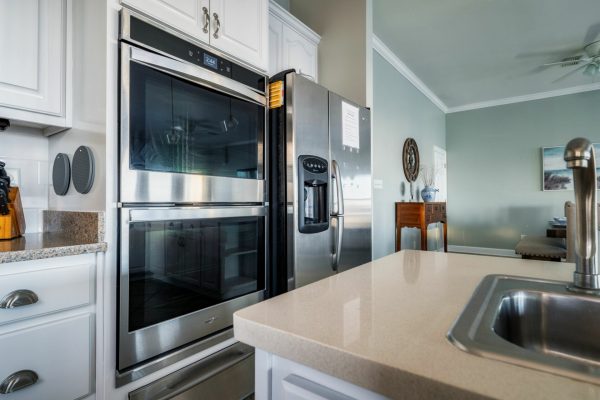 Fully equipped kitchen with double oven | Chef's Kitchen